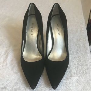 Manolo Blahnik inspired Nine West black pumps